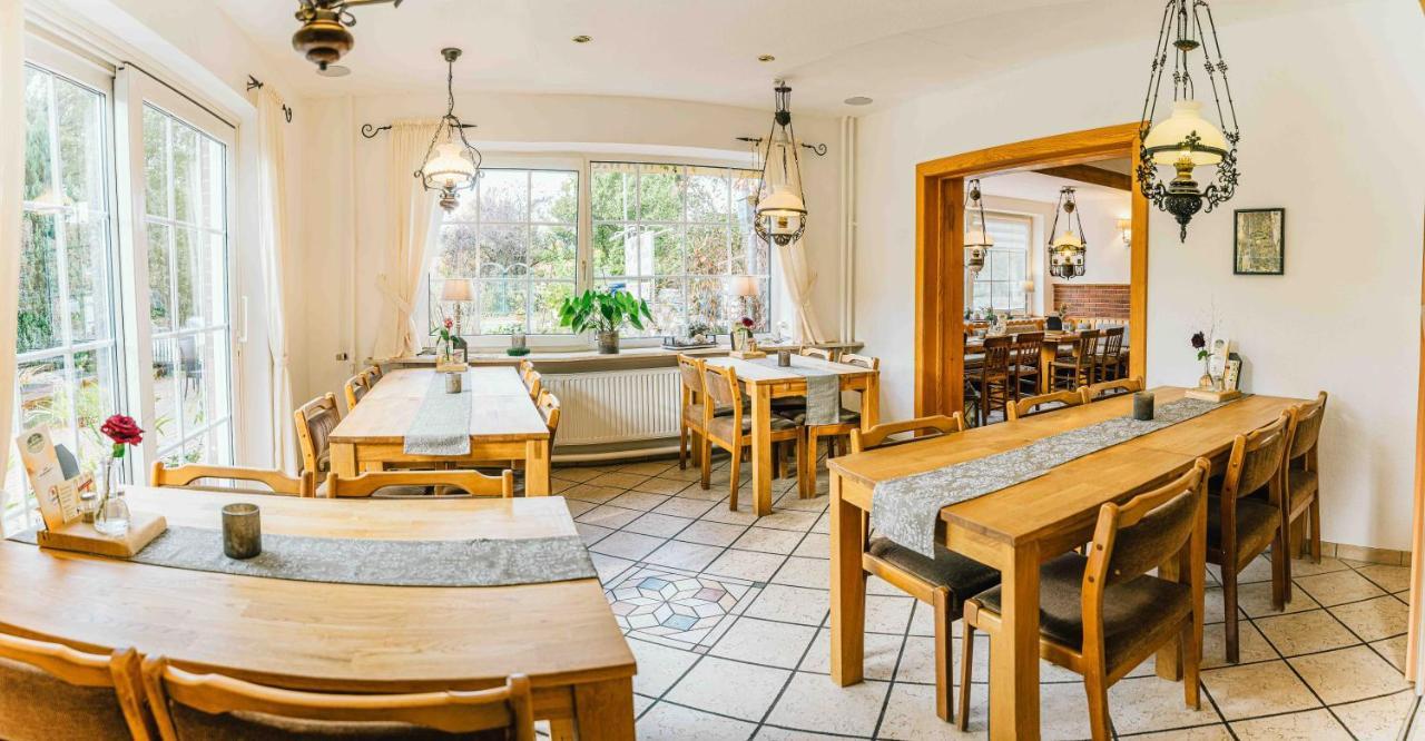 Zum Eichenfrieden Hotel Rade  Buitenkant foto