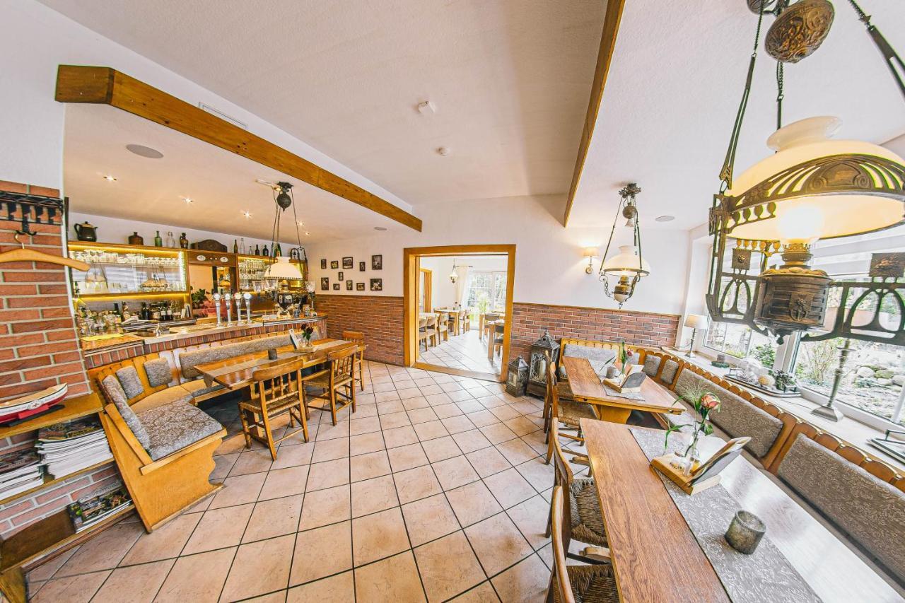 Zum Eichenfrieden Hotel Rade  Buitenkant foto