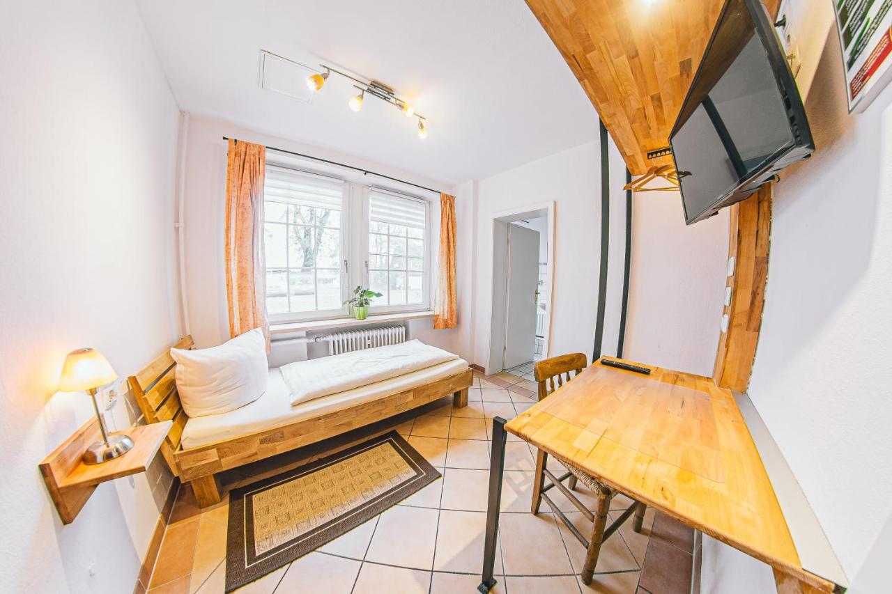 Zum Eichenfrieden Hotel Rade  Buitenkant foto
